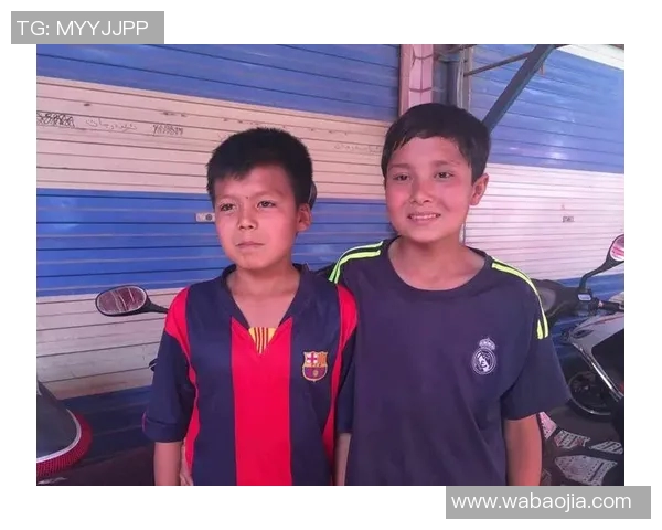 新疆足球明星婚礼盛典视频曝光引发热议众多球迷送祝福 新疆足球明星婚礼盛典视频曝光引发热议众多球迷送祝福