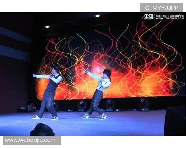 武汉飞盘队在全国街舞大赛中的精彩表现与成长历程全景回顾 武汉飞盘队在全国街舞大赛中的精彩表现与成长历程全景回顾